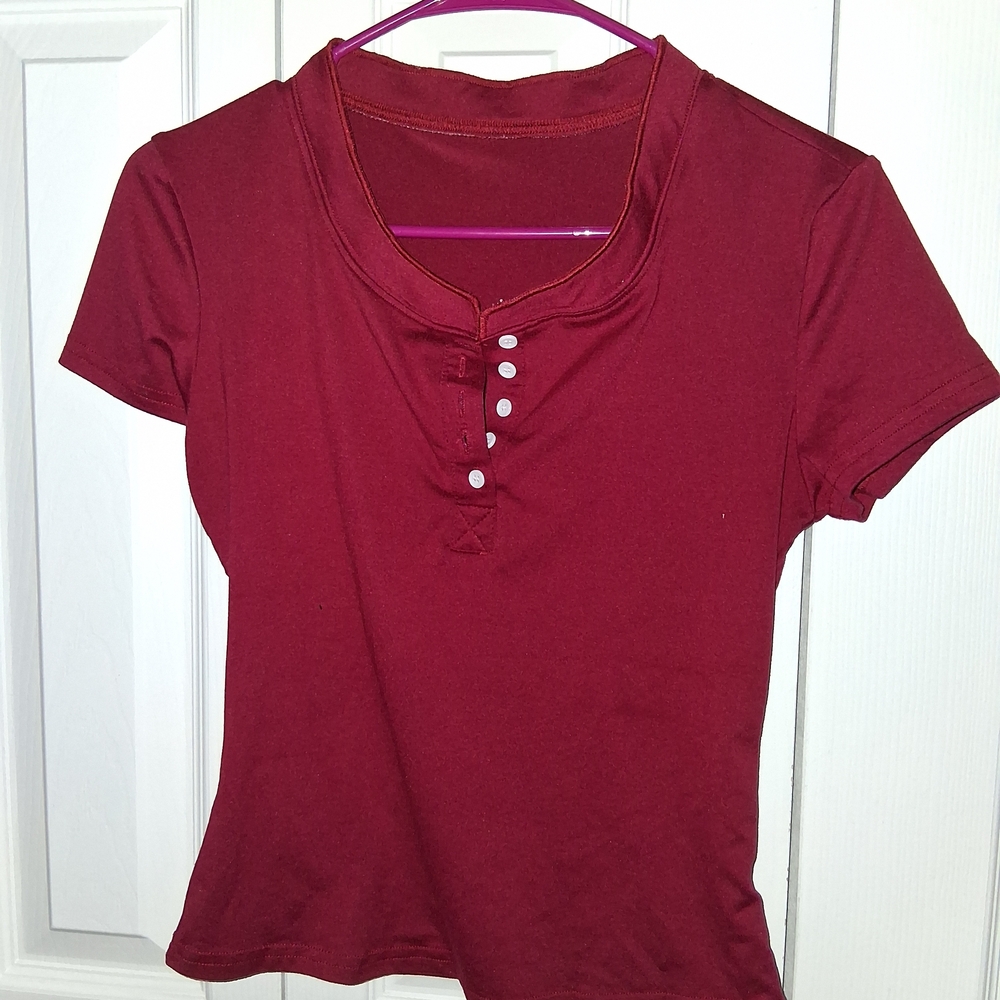SHEIN Burgundy Short Sleeve Button Top